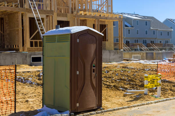 Best Portable restroom trailer rental  in Osgood, IN