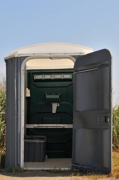 Best Portable restroom trailer rental  in Osgood, IN